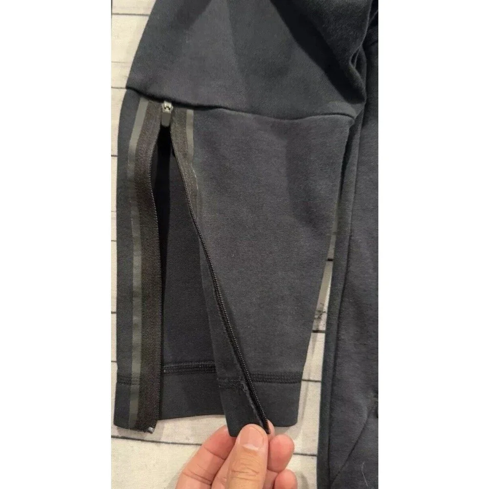 Nike Tech Fleece Jacket Sz Small Black Sweatshirt Full Zip Pockets 3/4 Sleeve